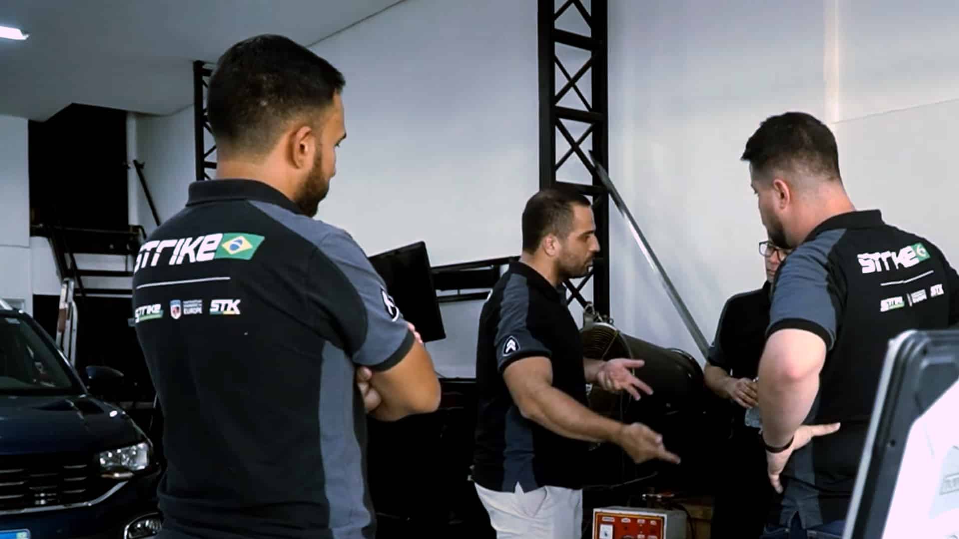 Liderança e Gestão de Equipes em Oficinas Automotivas